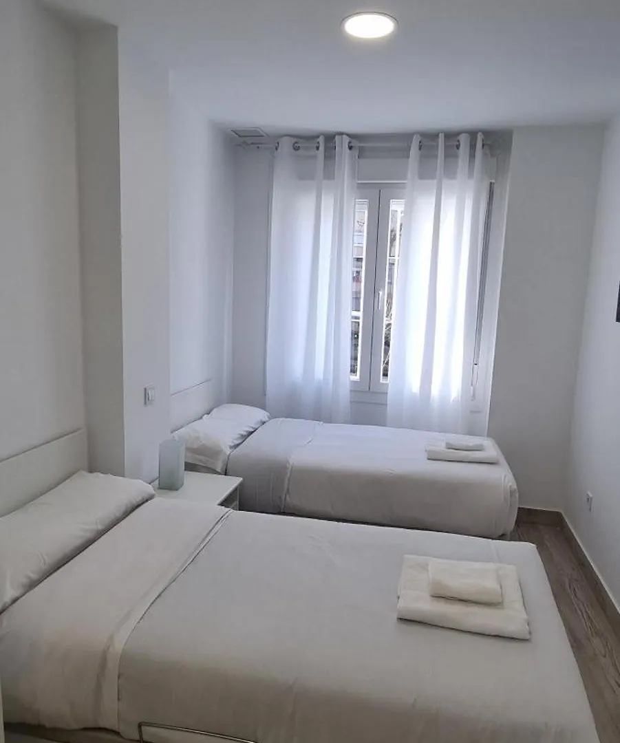 Apartamentos Tanez Santurce A Madrid